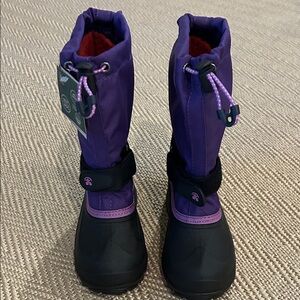 NWT Kamik boots size 13